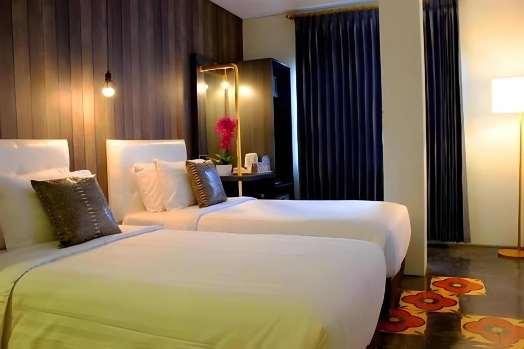 Couleur Hotel Cengkareng Джакарта Екстер'єр фото