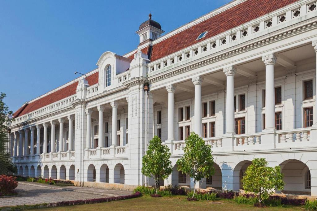 Couleur Hotel Cengkareng Джакарта Екстер'єр фото